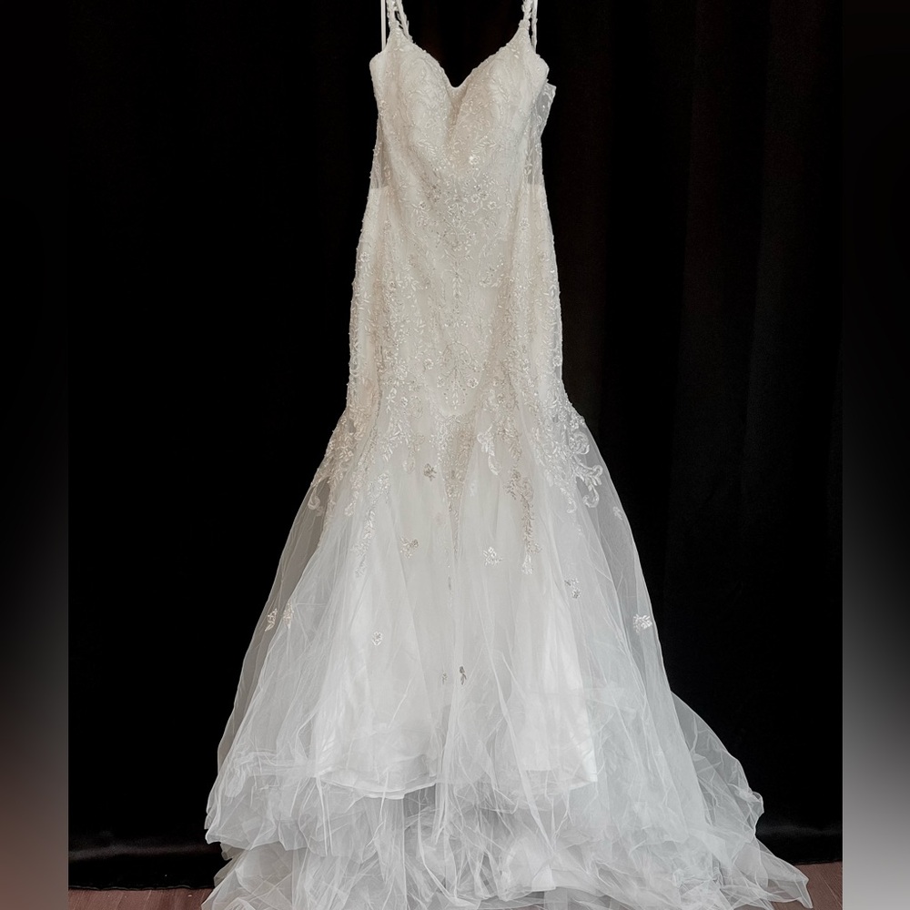 Elegant White Stella Couture Wedding Dress